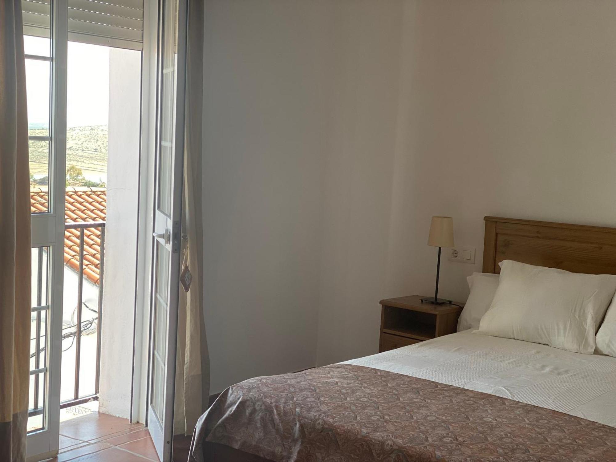 El Balcon De Alange Bed & Breakfast Ngoại thất bức ảnh